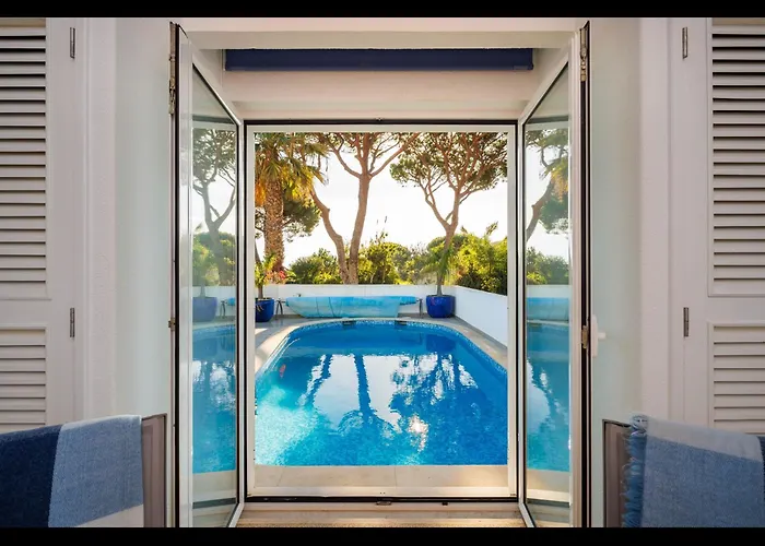 Excuisite 3 Bedrooms Da Alegria De Viver Private Pool Private Pool Prime Location Modern Furnishing Quarteira