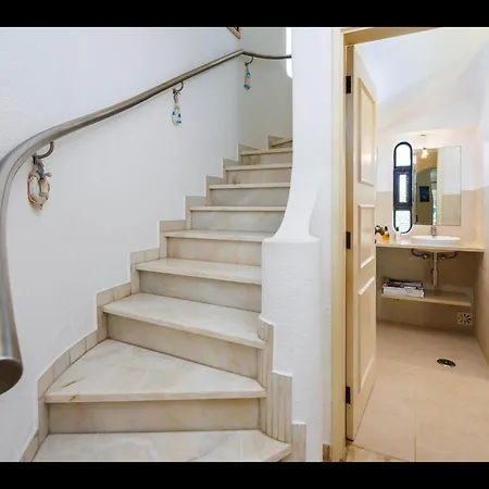 Villa Excuisite 3 Bedrooms Da Alegria De Viver Private Pool Private Pool Prime Location Modern Furnishing *