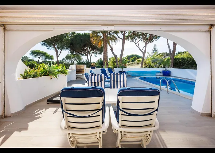 Excuisite 3 Bedrooms Da Alegria De Viver Private Pool Private Pool Prime Location Modern Furnishing Villa *