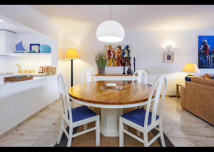 Excuisite 3 Bedrooms Da Alegria De Viver Private Pool Private Pool Prime Location Modern Furnishing